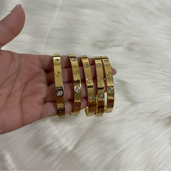 Generic Love Bangle Bracelet with Screwdriver in Gold with 4 Stones - Picture 6 of 8